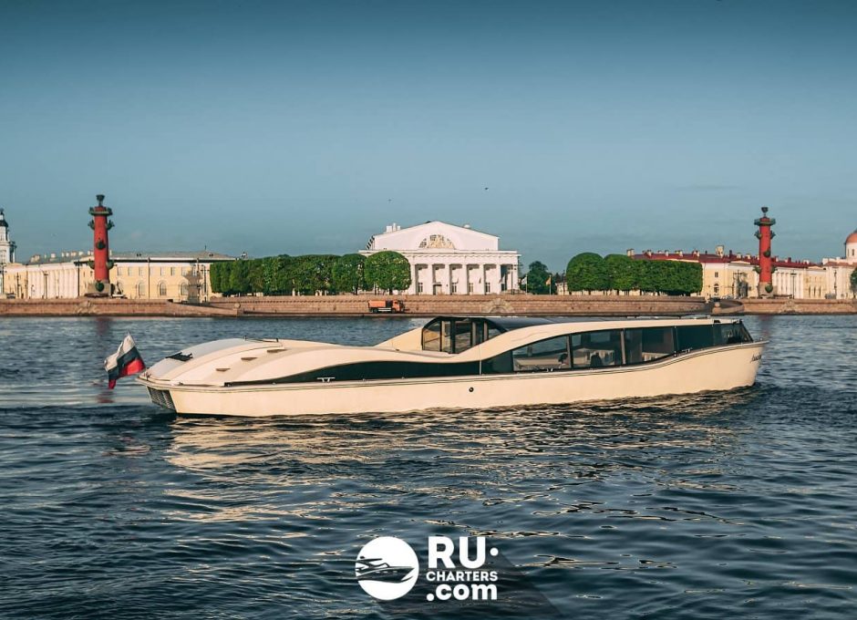 «Ливадия» Аренда катера в СПб