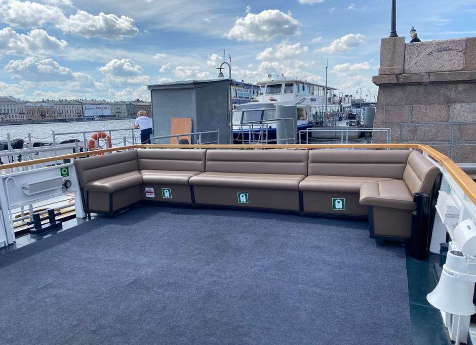 «Хемингуэй» Аренда теплохода в Санкт Петербурге