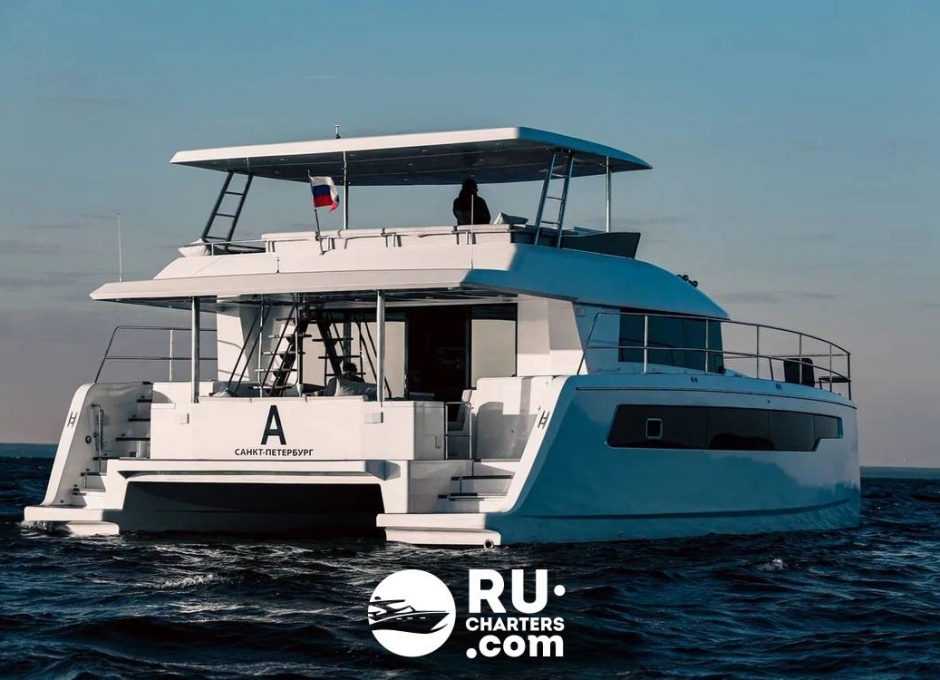 «jocore A» аренда моторного катамарана в Санкт Петербурге