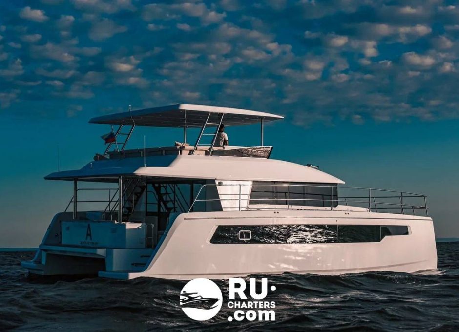 «jocore A» аренда моторного катамарана в Санкт Петербурге