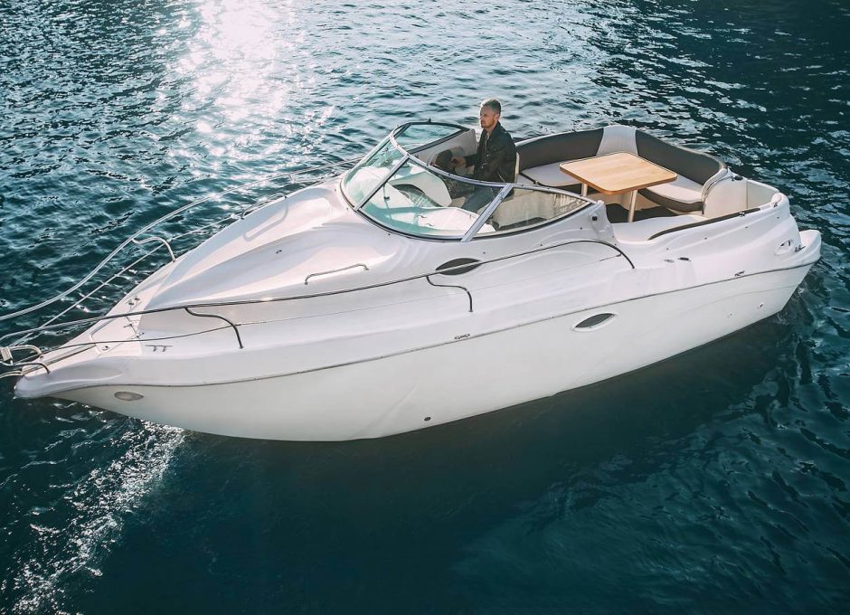 «moto Moto» Аренда катера в СПб