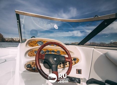 «chris Craft 210 Принц» Аренда катера в СПб