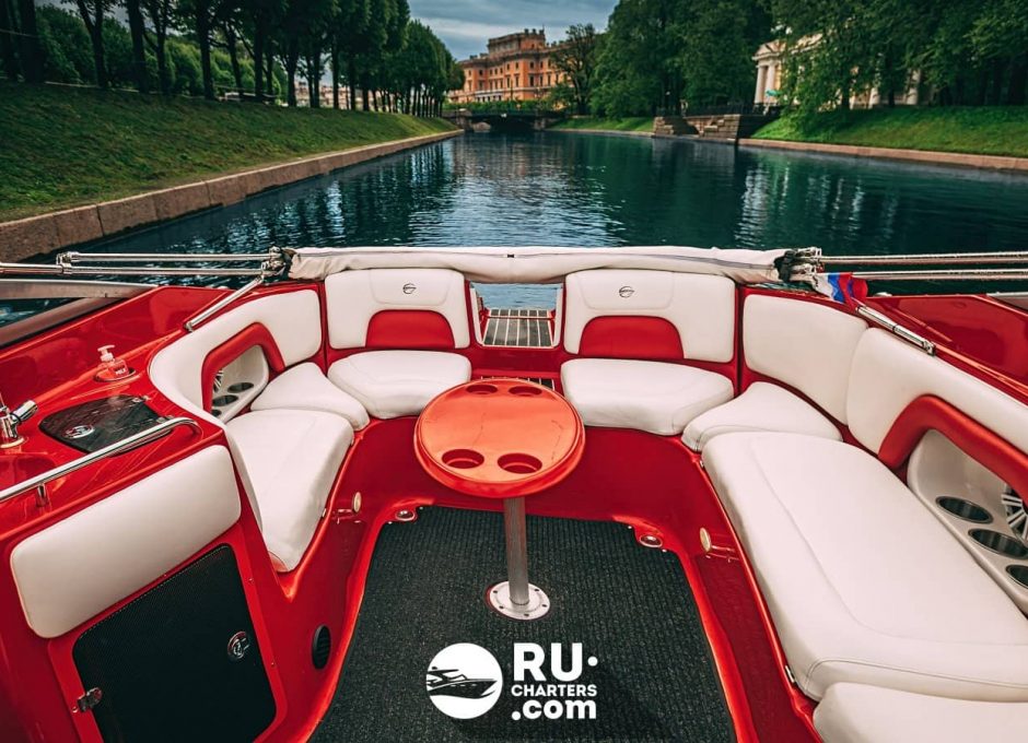 «crownline 280» Аренда катера в СПб