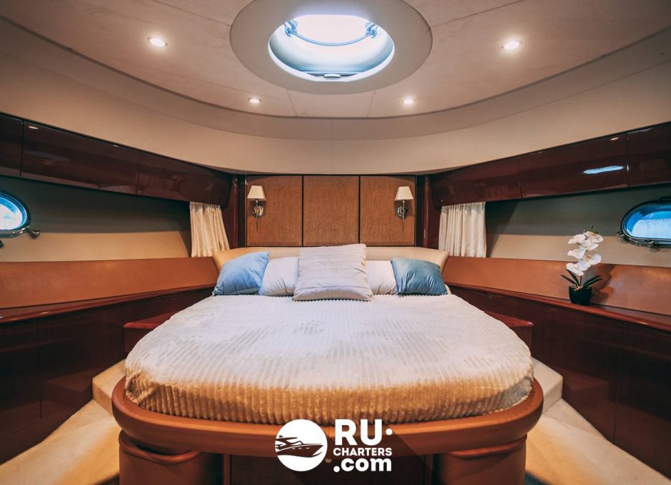 «princess 68» Аренда яхты в СПб