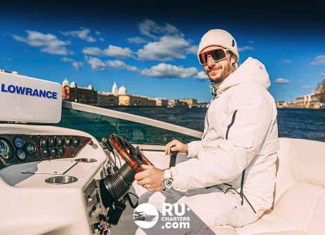 «crownline 262 ЭОС» Аренда катера в СПб