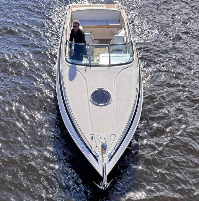 «crownline 266 Ccr» Аренда катера в СПб