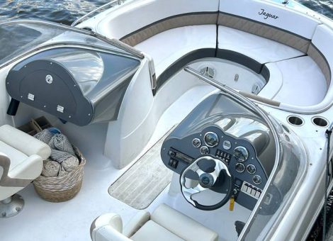 «jaguar Hr 240» Аренда катера в СПб