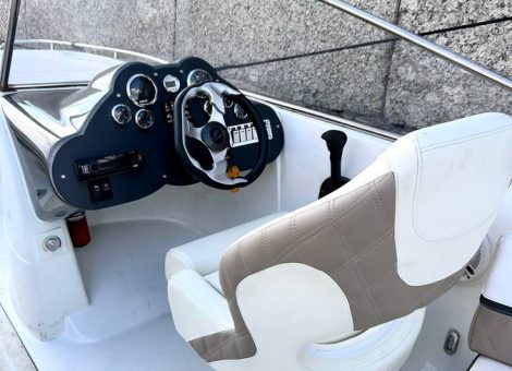 «jaguar Hr 240» Аренда катера в СПб