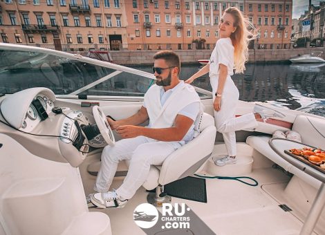 «maxum 2400 Варадеро» Аренда катера в СПб