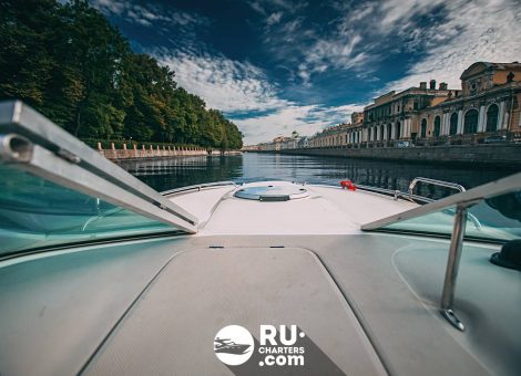 «maxum 2400 Варадеро» Аренда катера в СПб