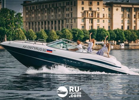 «maxum 2400 Варадеро» Аренда катера в СПб