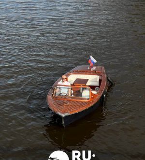 «Миа» Аренда венецианского катера в СПб
