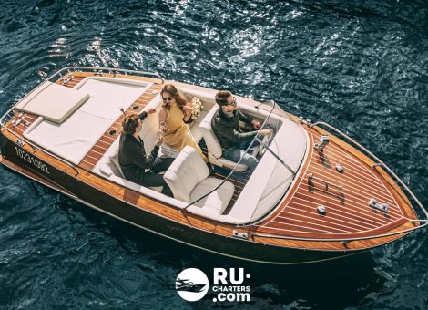 «riva» Аренда катера в СПб