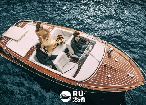 «riva» Аренда катера в СПб