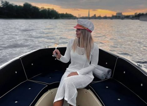 «Венецианец» Аренда катера в СПб