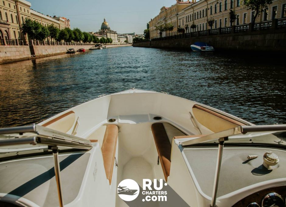 «wellcraft 210 Пупсень» Аренда катера в СПб