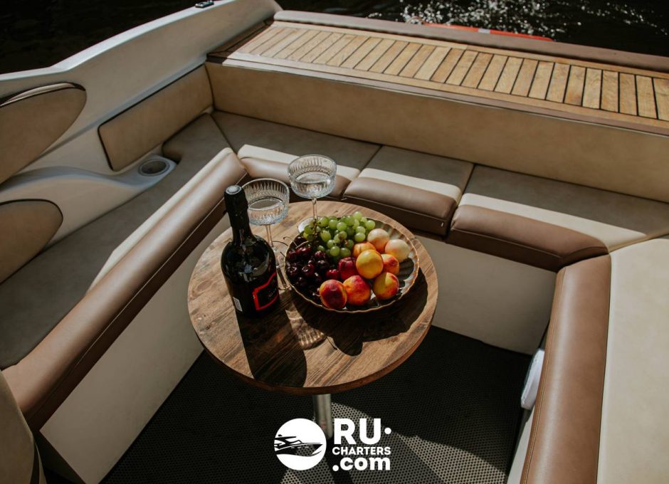 «wellcraft 210 Пупсень» Аренда катера в СПб