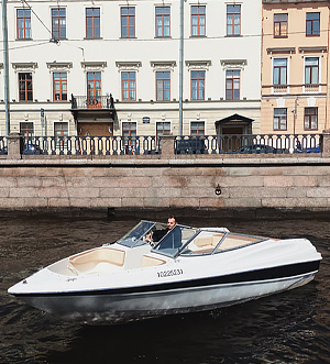 «wellcraft 210 Пупсень» Аренда катера в СПб