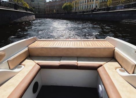 «wellcraft 210 Пупсень» Аренда катера в СПб