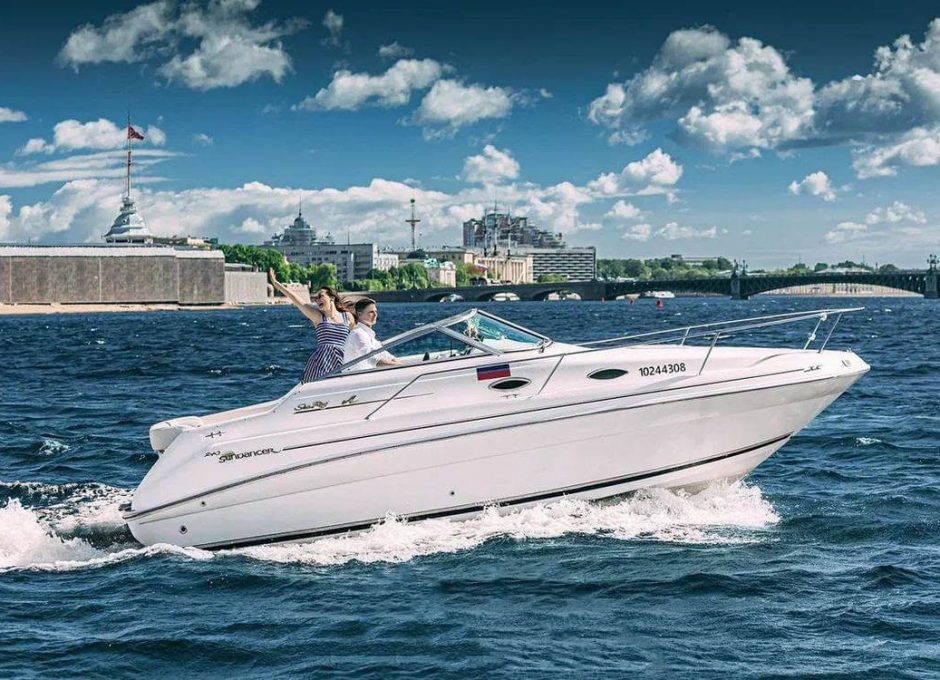 «Сапфир» Аренда катера в СПб