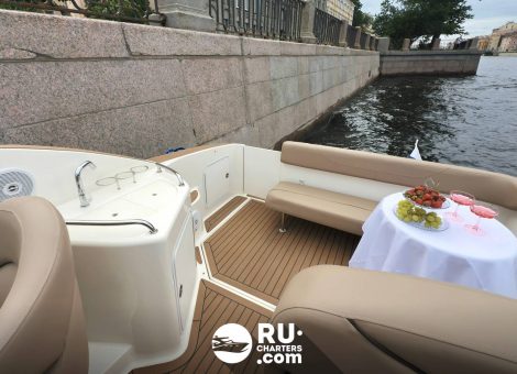 «sea Ray 315» Аренда катера в СПб