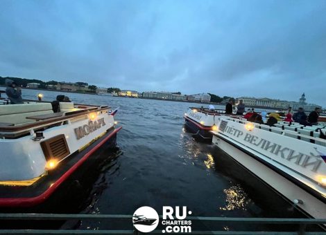 «Петр Великий» Аренда теплохода в Санкт Петербурге