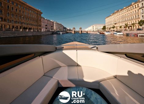 «Бангкок» Аренда яхты в Санкт Петербурге