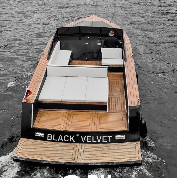 «black Velvet» Аренда катера в СПб