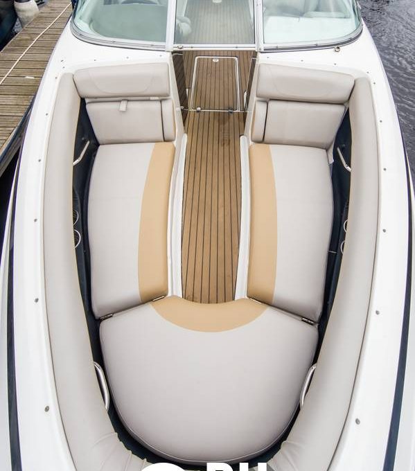 «regal 2500 Аль Мактум» Аренда катера в СПб