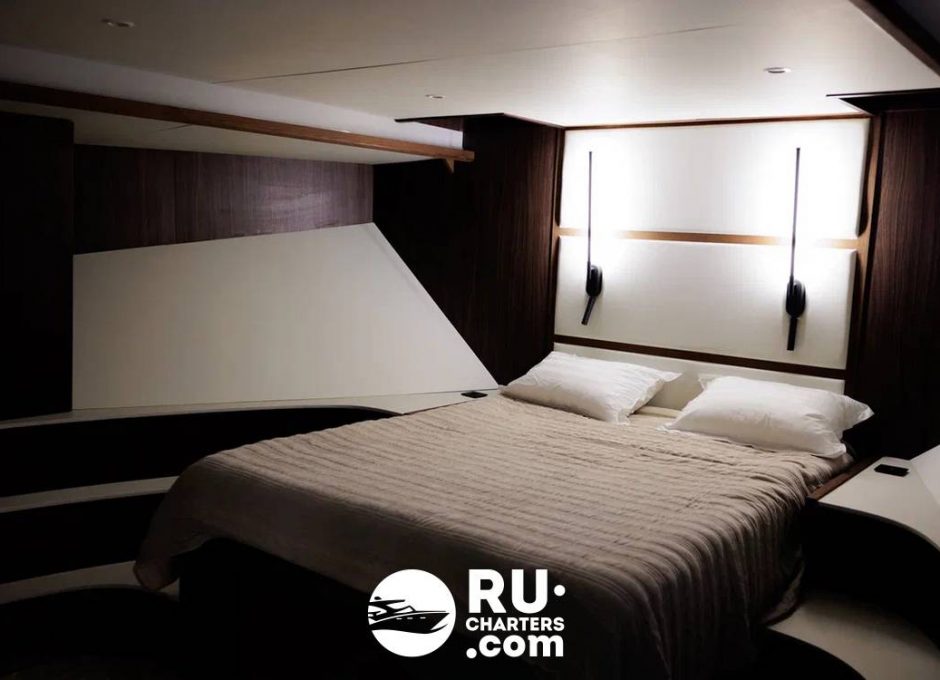 «Шустрый Бобер» Аренда теплохода ресторана в СПб