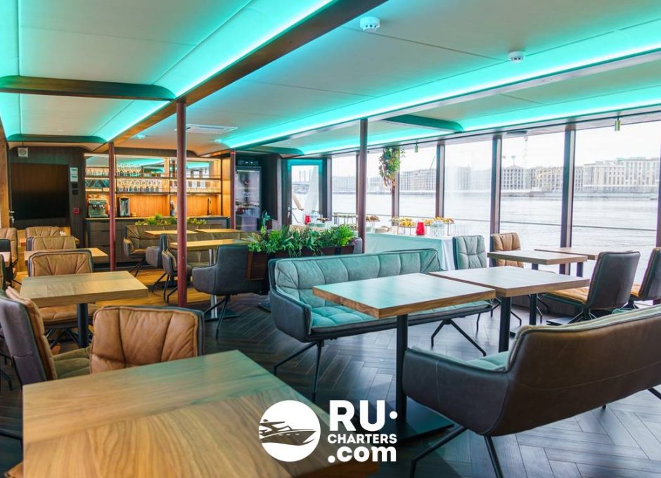 «Шустрый Бобер» Аренда теплохода ресторана в СПб