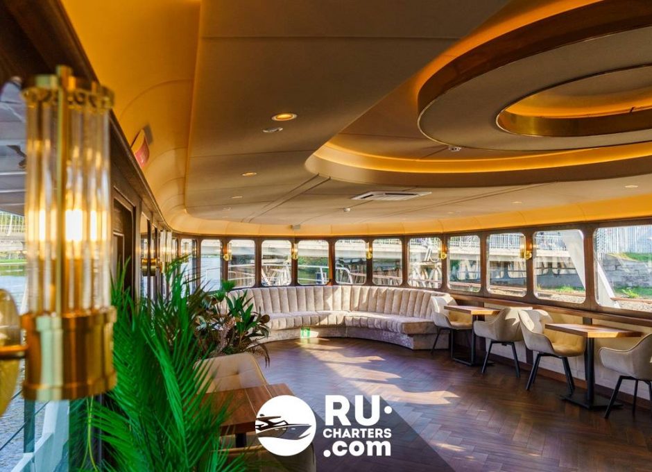 «Шустрый Бобер» Аренда теплохода ресторана в СПб