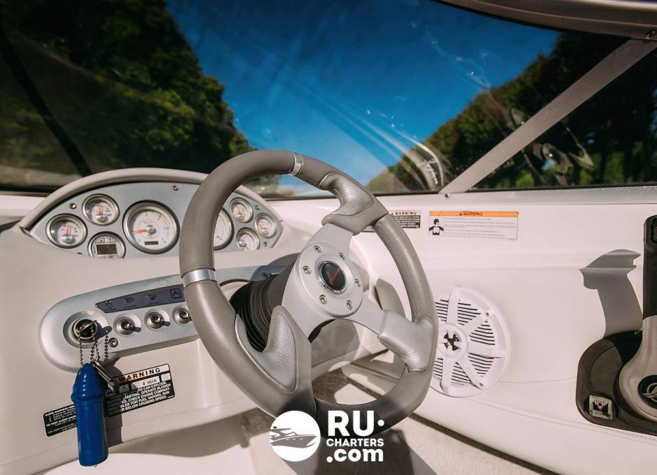 «maxum 180 Артик» Аренда катера в СПб