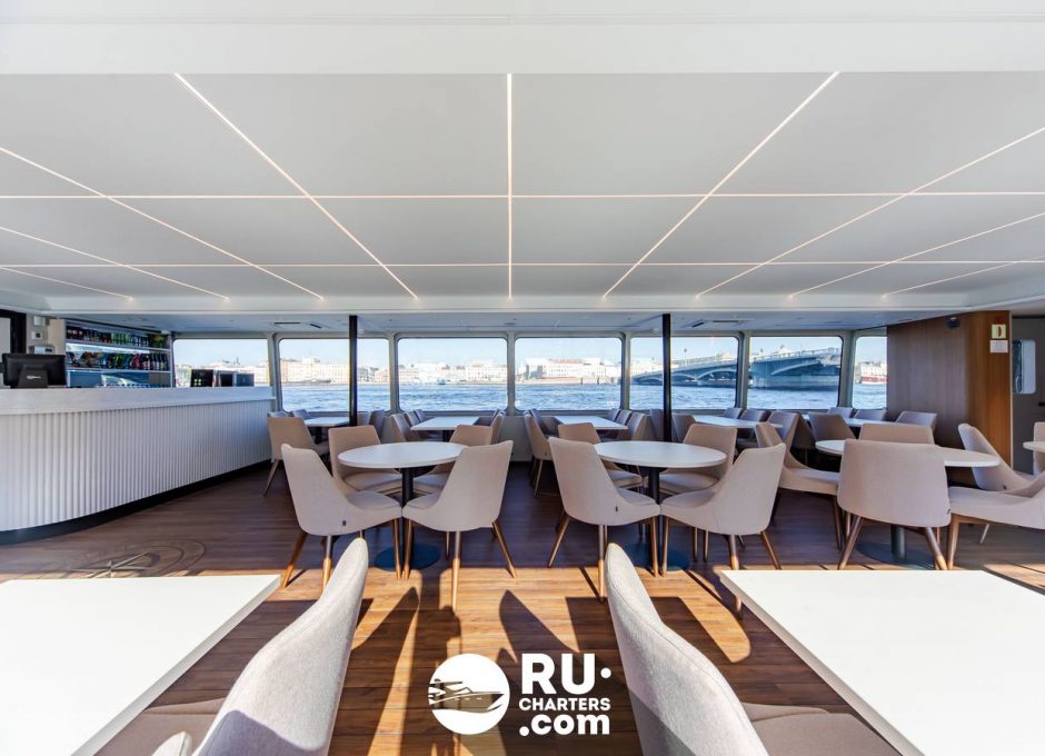 «Бастион» Аренда катамарана в СПб