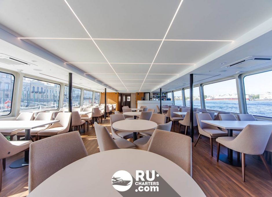 «Бастион» Аренда катамарана в СПб