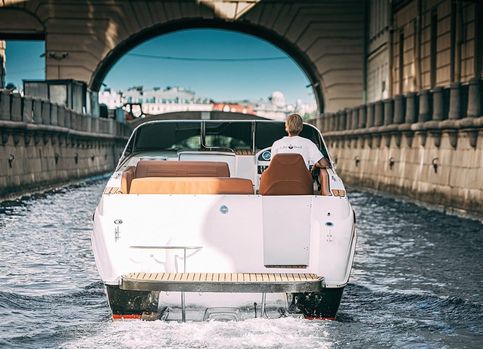 «Блэк Джек» Аренда катера в СПб