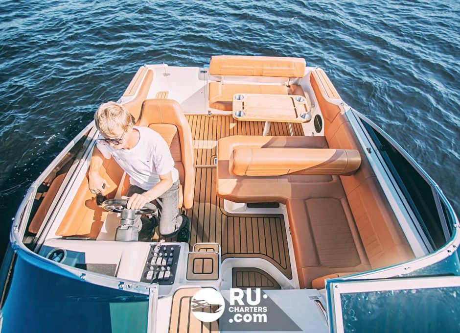 «Блэк Джек» Аренда катера в СПб