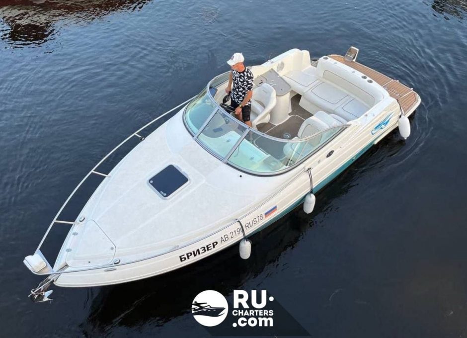 «Бризер Rinker 230» Аренда катера в СПб