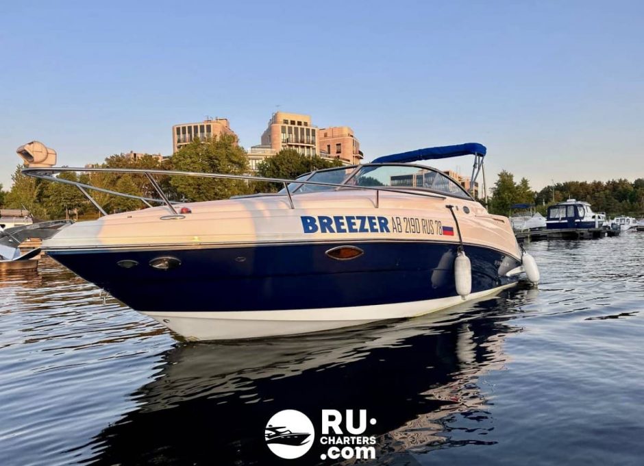«Бризер Rinker 230» Аренда катера в СПб
