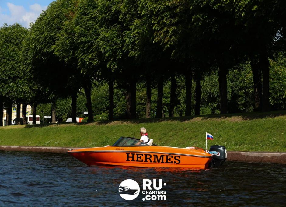 «Эрмес» Аренда катера в СПб