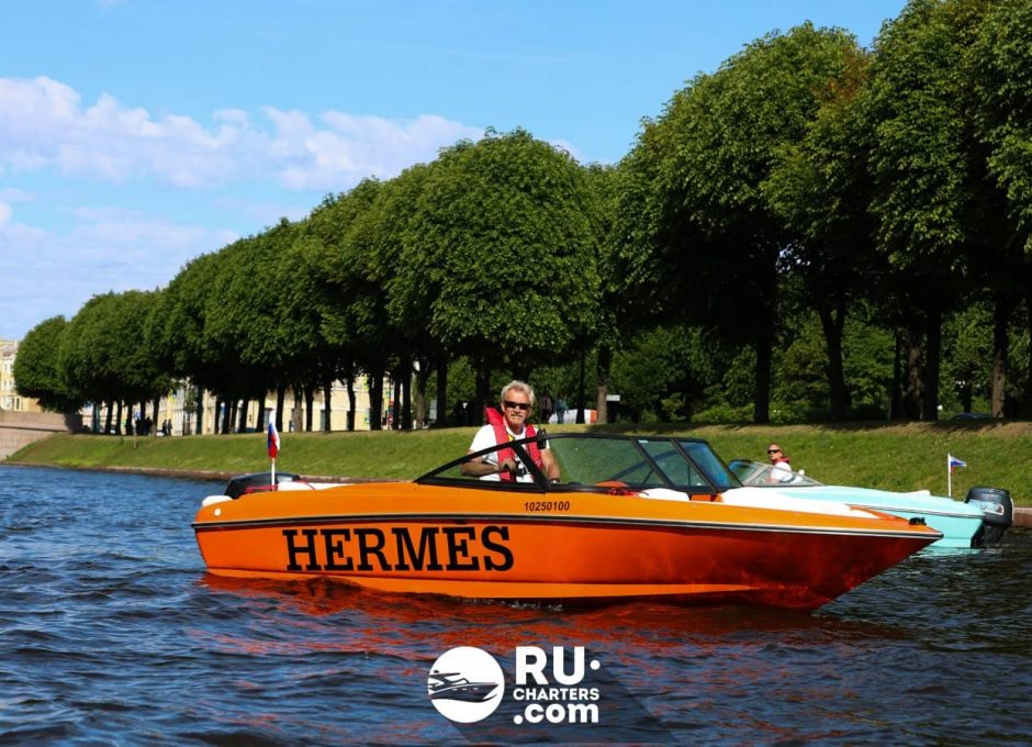 «Эрмес» Аренда катера в СПб