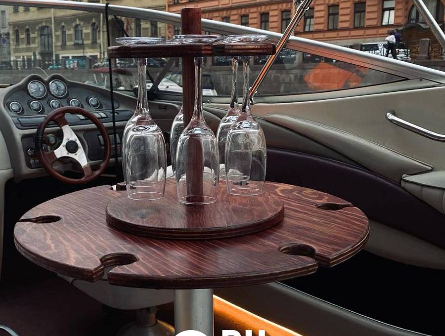 «Максим» Аренда катера в СПб