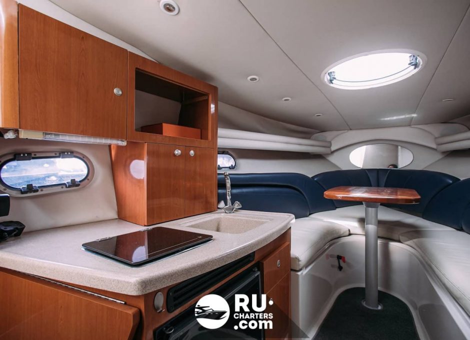 «neoclassic Four Wins 276» Аренда катера в СПб