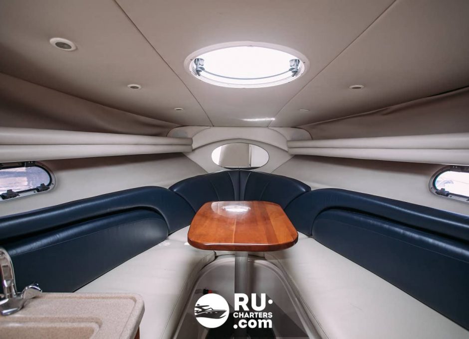 «neoclassic Four Wins 276» Аренда катера в СПб