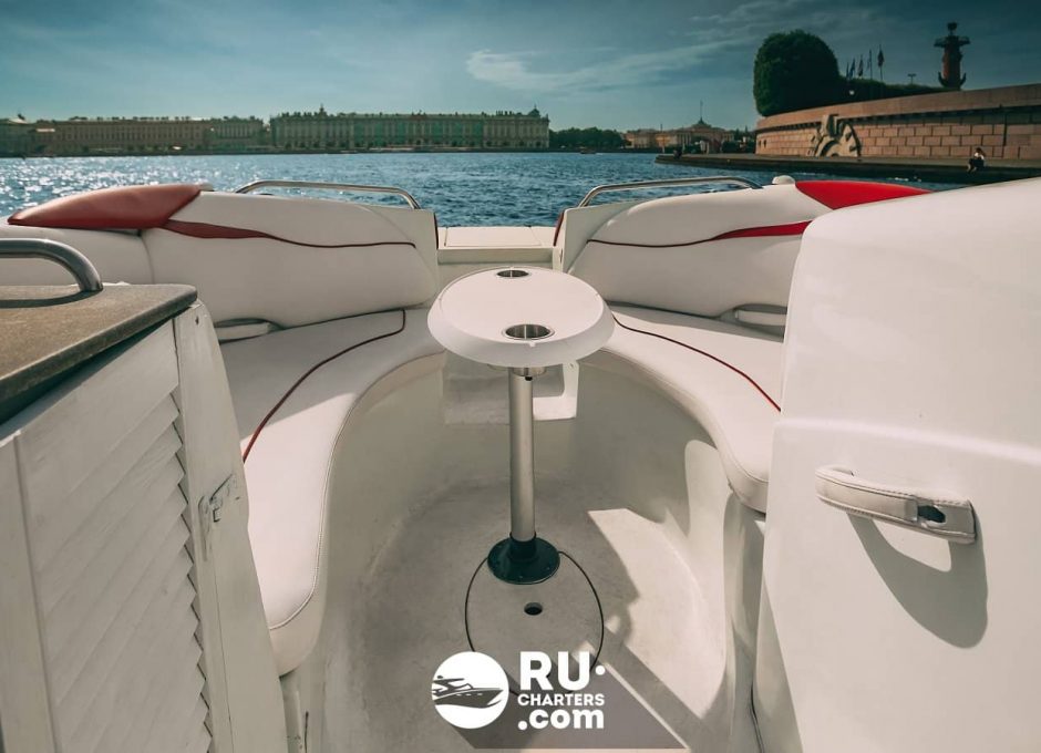 «Одиссей» Аренда катера в СПб