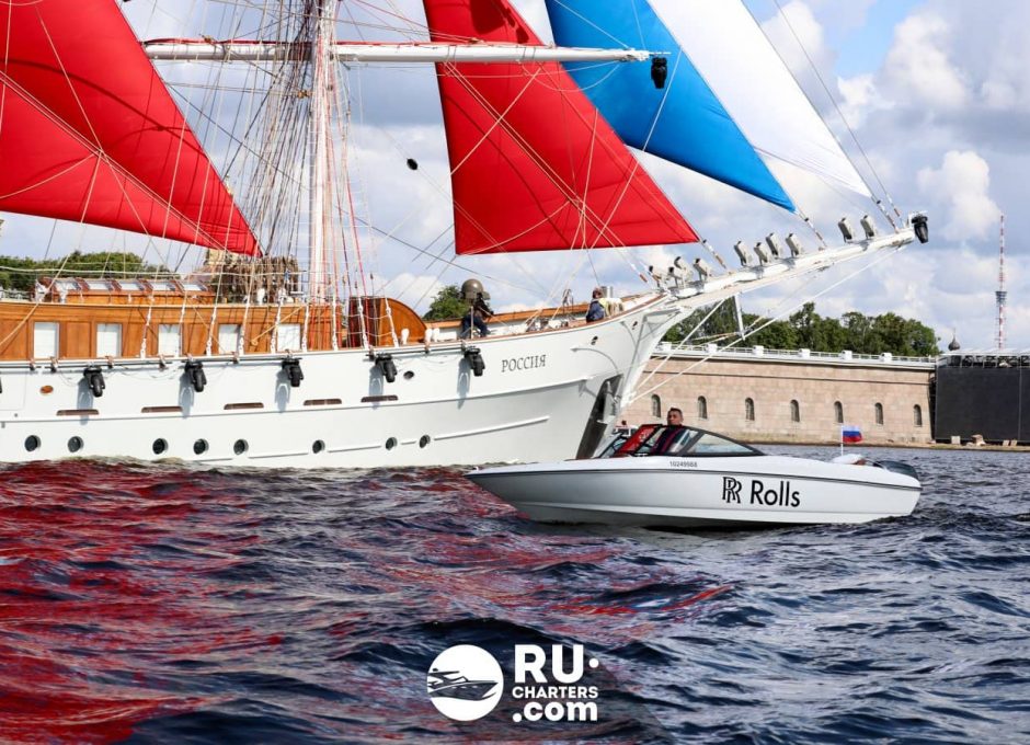 «Роллс» Аренда катера в СПб