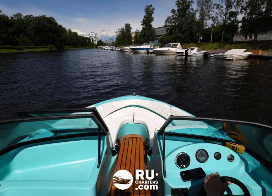 «Тиффани» Аренда катера в СПб