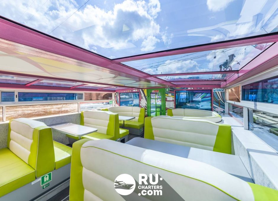 «Красавица» Аренда теплохода в СПб