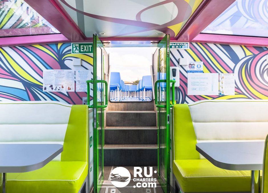 «Красавица» Аренда теплохода в СПб