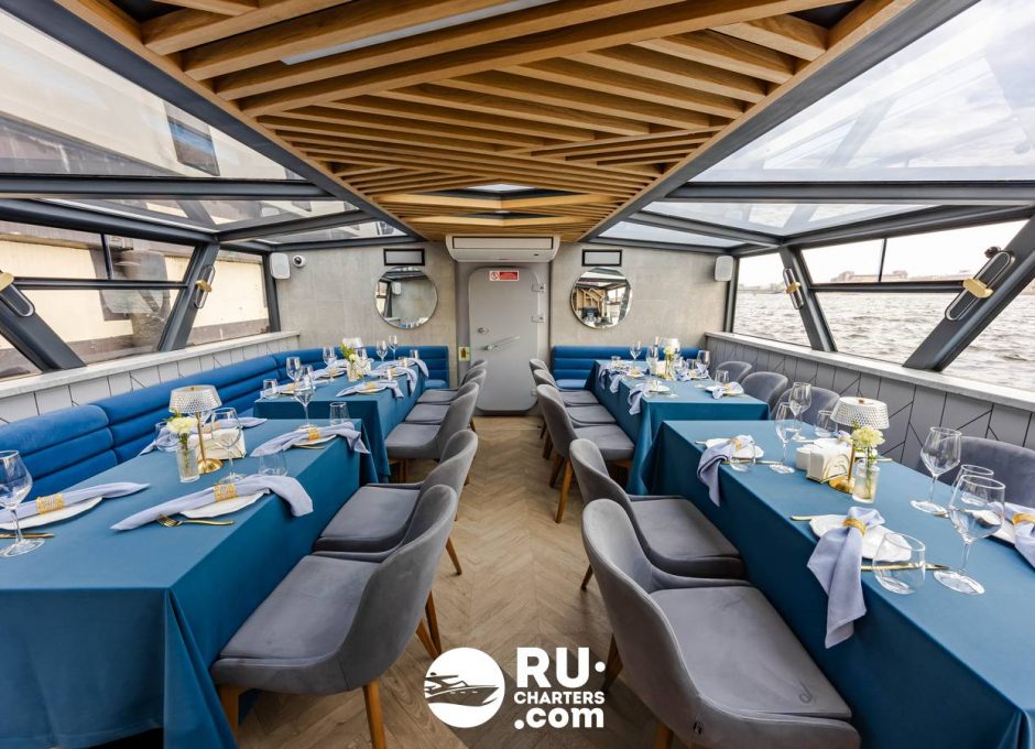 «Сити Круиз» Аренда теплохода в СПб